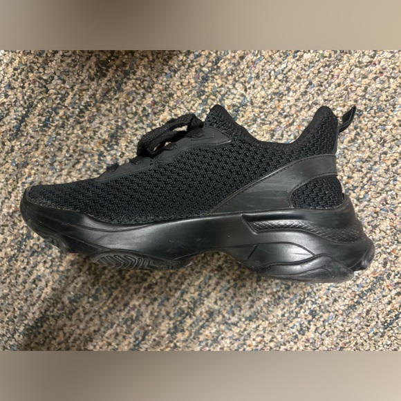 Call It Spring Women's Chunky Sneaker - black 6.5 - Picture 5 of 5